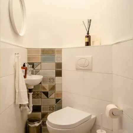 Lovely Flat In The Heart Of Будапешт