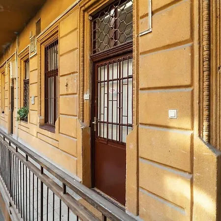 Apartment Lovely Flat In The Heart Of