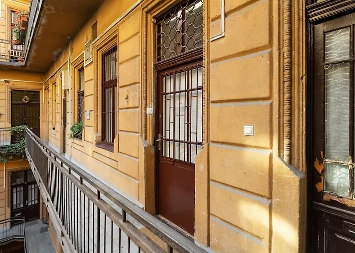 Apartmán Lovely Flat In The Heart Of