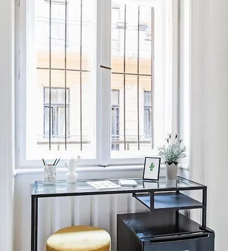 Apartmán Lovely Flat In The Heart Of *