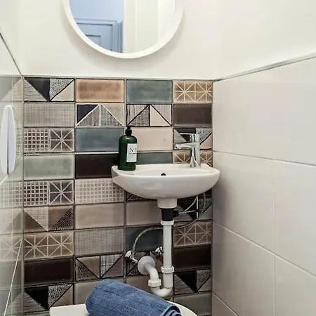 Lovely Flat In The Heart Of * Βουδαπέστη